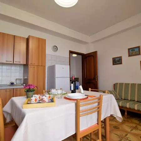 Conchiglia Al Mare By Interhome